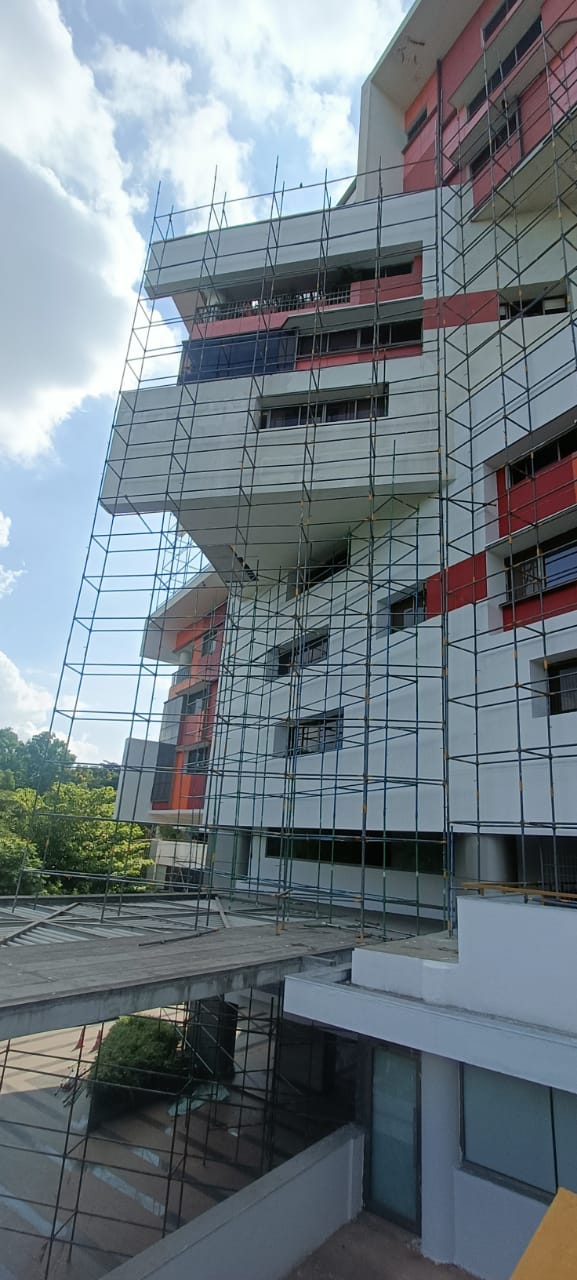 Residential Complex Exterior Scaffolding